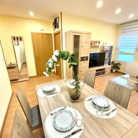 Arenal Home, Parking Gratis Lugo Exterior foto